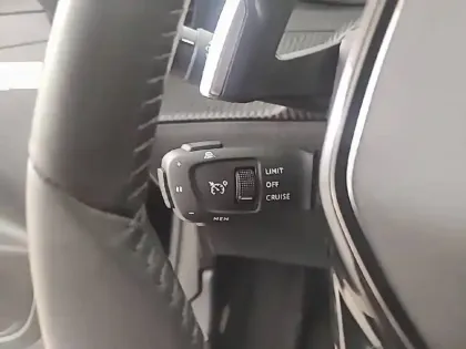 Photo 47 Peugeot 208  Hybrid 110 ch e-DCS6