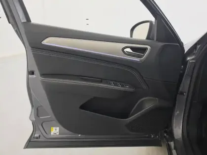 Photo 42 Renault Arkana  E-Tech 145 - 21B