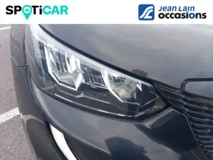 Photo 15 Peugeot 2008  Electrique 136 ch