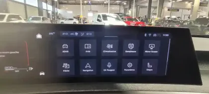 Photo 20 Peugeot 5008  Hybrid 145 ch e-DCS6
