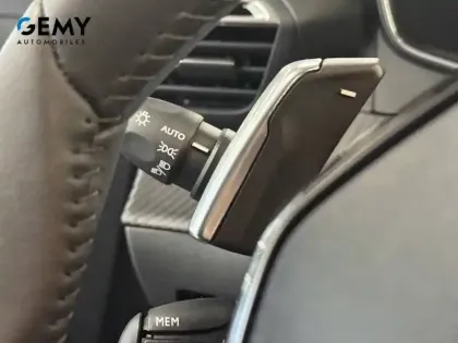 Photo 14 Peugeot 208  Hybrid 100 e-DCS6
