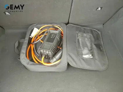 Photo 11 Peugeot 208  Electrique 50 kWh 136ch
