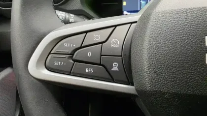 Photo 19 Dacia Duster  Hybrid-G 150 4x4