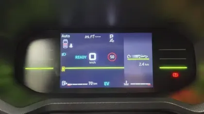 Photo 14 Dacia Duster  Hybrid-G 150 4x4