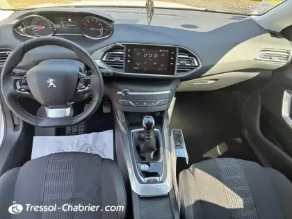 Photo 14 Peugeot 308  PureTech 110ch S&S BVM6 Allure
