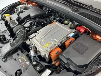 Photo 25 Renault Clio E-Tech full hybrid 145 ch GSR2 Evolution 5p