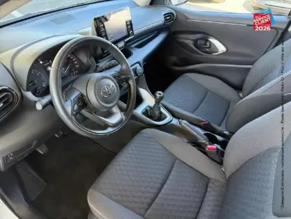 Photo 14 Toyota Yaris  120 VVT-i Dynamic 5p MY22