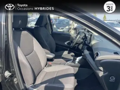 Photo 5 Toyota Yaris  116h Dynamic 5p MY22