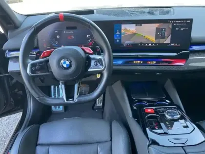 Photo 8 BMW Serie 5 M5 Touring 4.4 V8 PHEV 727ch (585+197)