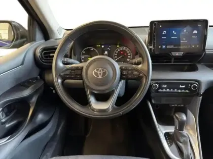 Photo 10 Toyota Yaris  116h Dynamic 5p MY22