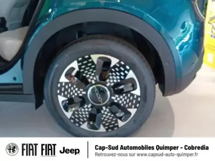 Photo 12 Fiat 600  1.2 Hybrid Turbo 110ch La Prima eDCT6