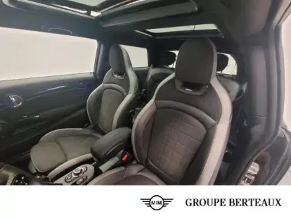 Photo 7 Mini Mini  JCW 231ch Edition Premium Plus BVA8