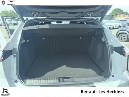Photo 6 Renault Symbioz  1.6 E-Tech full hybrid 145ch Iconic