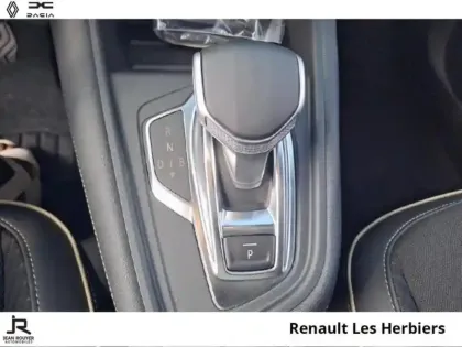 Photo 5 Renault Symbioz  1.6 E-Tech full hybrid 145ch Iconic
