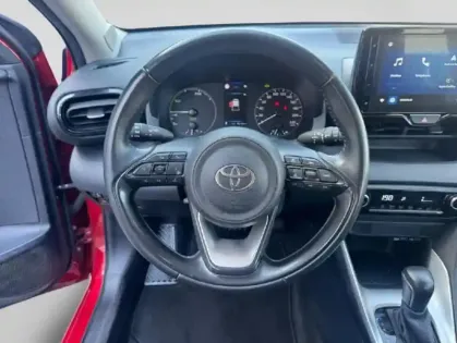 Photo 11 Toyota Yaris  116h Dynamic 5p MY22