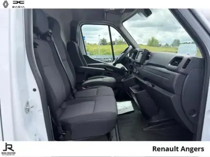 Photo 12 Renault Master  Fg F3500 L3H3 2.3 Blue dCi 135ch Confort Euro6E