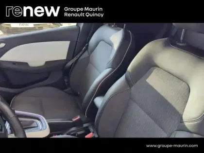 Photo 12 Renault Clio  1.6 E-Tech hybride 145ch Techno