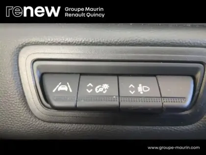 Photo 7 Renault Captur  1.6 E-Tech hybride 145ch Techno Fast Track