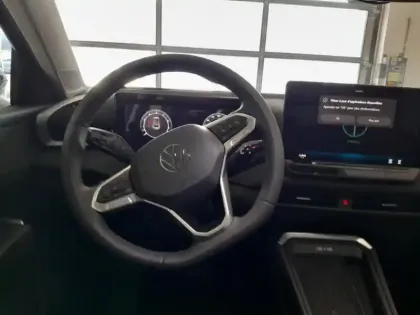 Photo 9 Volkswagen T-roc  1.5 eTSI 116ch Life DSG7