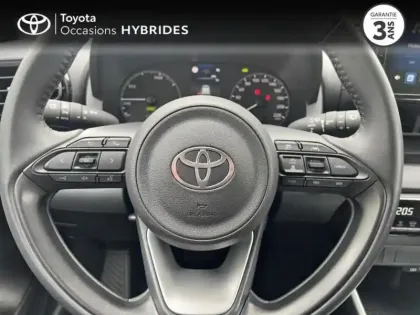 Photo 12 Toyota Yaris  116h Dynamic 5p MC24