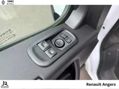 Photo 9 Renault Master  Fg F3500 L3H3 2.3 Blue dCi 135ch Confort Euro6E