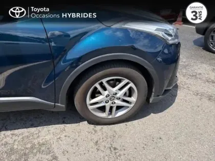 Photo 9 Toyota C-HR  1.8 Hybride 122ch Dynamic Ultimate E-CVT