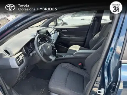 Photo 5 Toyota C-HR  1.8 Hybride 122ch Dynamic Ultimate E-CVT