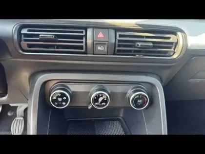 Photo 12 Citroën C3  1.2 Turbo 100ch YOU