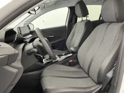 Photo 13 Peugeot 208  100 S&S BVM6