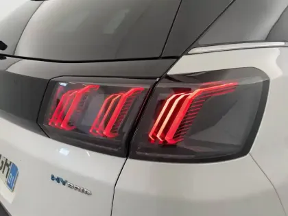 Photo 26 Peugeot 3008  Hybrid 225 e-EAT8