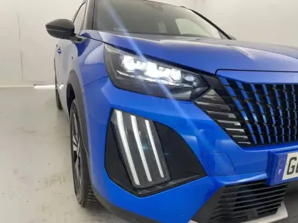 Photo 30 Peugeot 2008  PureTech 130 S&S EAT8