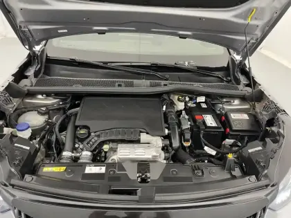 Photo 20 Peugeot 2008  PureTech 130 S&S EAT8