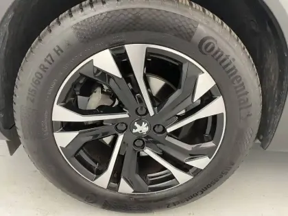 Photo 17 Peugeot 2008  PureTech 130 S&S EAT8