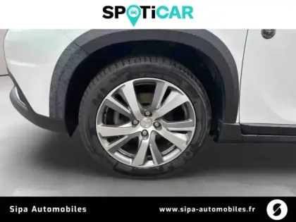 Photo 10 Peugeot 2008  BlueHDi 120ch S&S EAT6