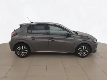 Photo 28 Peugeot 208  PureTech 100 S&S BVM6