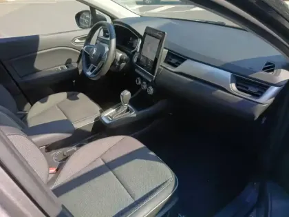 Photo 13 Renault Captur  E-Tech full hybrid 145