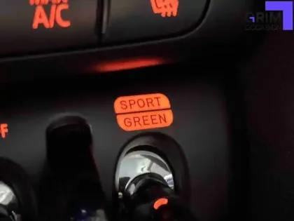 Photo 22 Mini Mini Hatch 5 Portes Cooper 136 ch DKG7