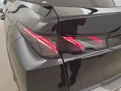 Photo 16 Peugeot 3008  Electrique 210 ch 73 kWh
