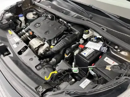 Photo 35 Peugeot 2008  BlueHDi 110 S&S BVM6