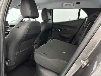 Photo 38 Peugeot 2008  BlueHDi 110 S&S BVM6