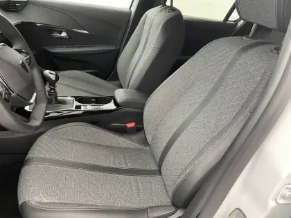 Photo 13 Peugeot 208  100 S&S BVM6