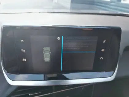 Photo 14 Peugeot 2008  PureTech 100 S&S BVM6