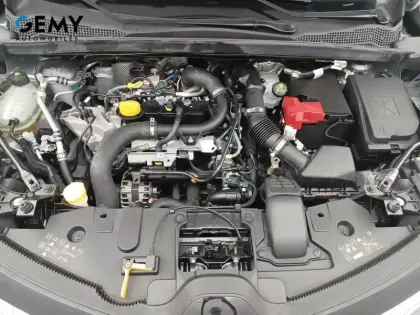 Photo 11 Renault Captur  TCe 90