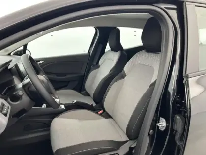 Photo 8 Renault Clio E-Tech full hybrid 145 ch GSR2 Evolution 5p