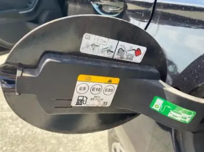 Photo 13 Ford Fiesta 1.0 Flexifuel 95ch Titanium Business 5p