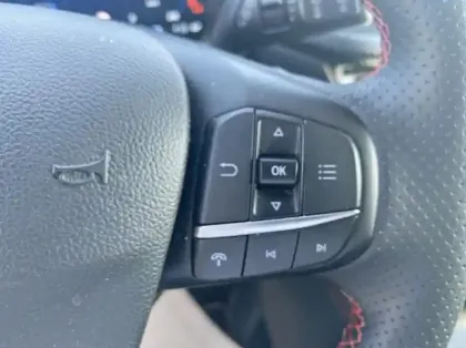 Photo 9 Ford Kuga 2.5 Duratec 180ch Hybrid FlexiFuel ST-Line X Powershift
