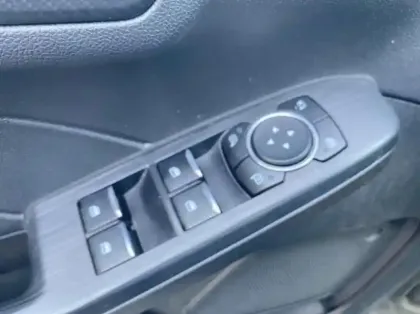 Photo 26 Ford Kuga 2.5 Duratec 180ch Hybrid FlexiFuel ST-Line X Powershift