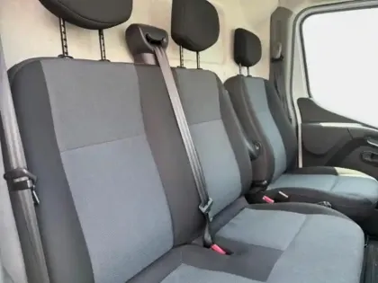 Photo 26 Renault Master  Fg F3300 L2H2 2.3 Blue dCi 135ch Confort Euro6E