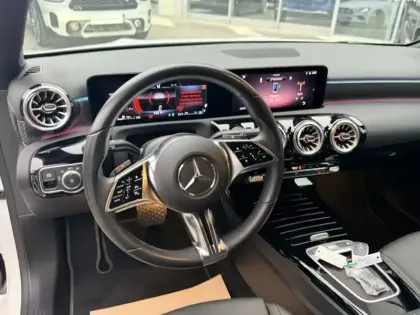 Photo 17 Mercedes Classe A 200 Progressive Line