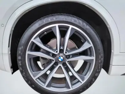 Photo 8 BMW X2 sDrive 18 i 1.5 140 ch M Sport